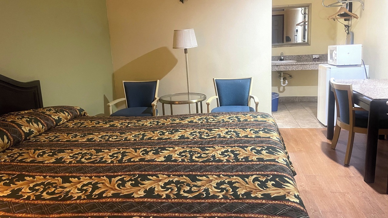 Photo of Bedroom in Los Banos