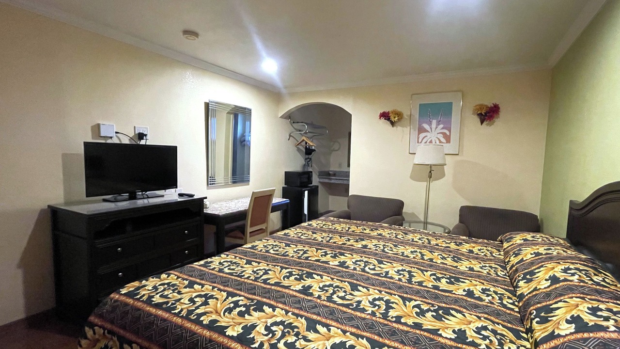 Photo of Bedroom in Los Banos