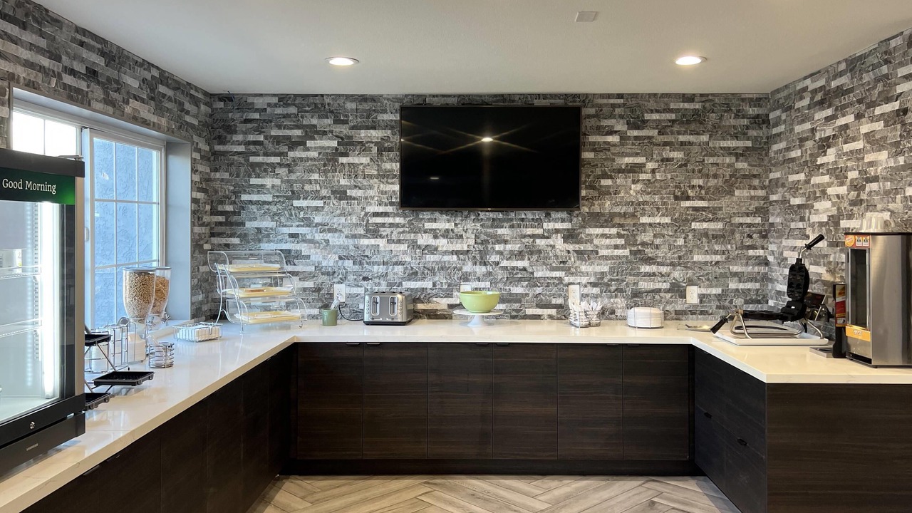 Photo of Others in Tracy