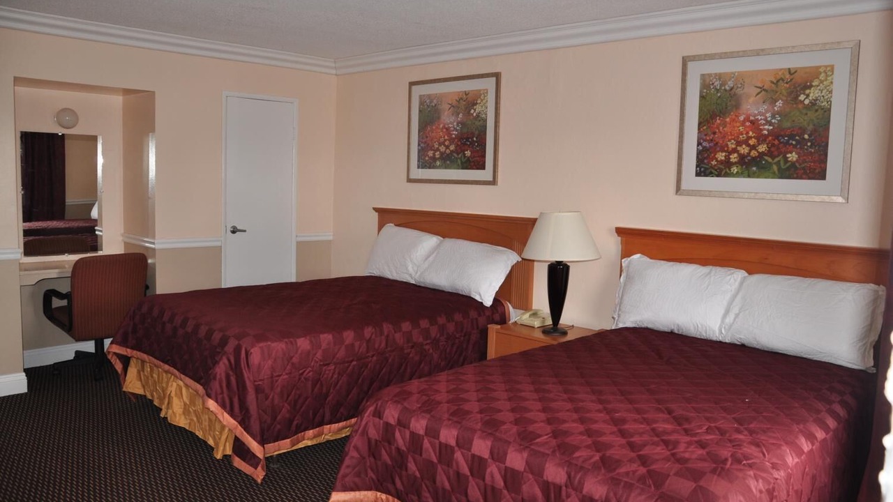 Photo of Bedroom in Oakland