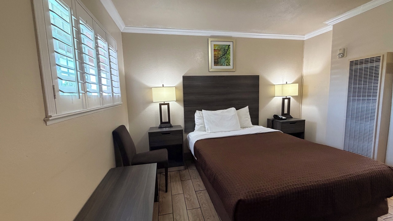 Photo of Bedroom in Morro Bay
