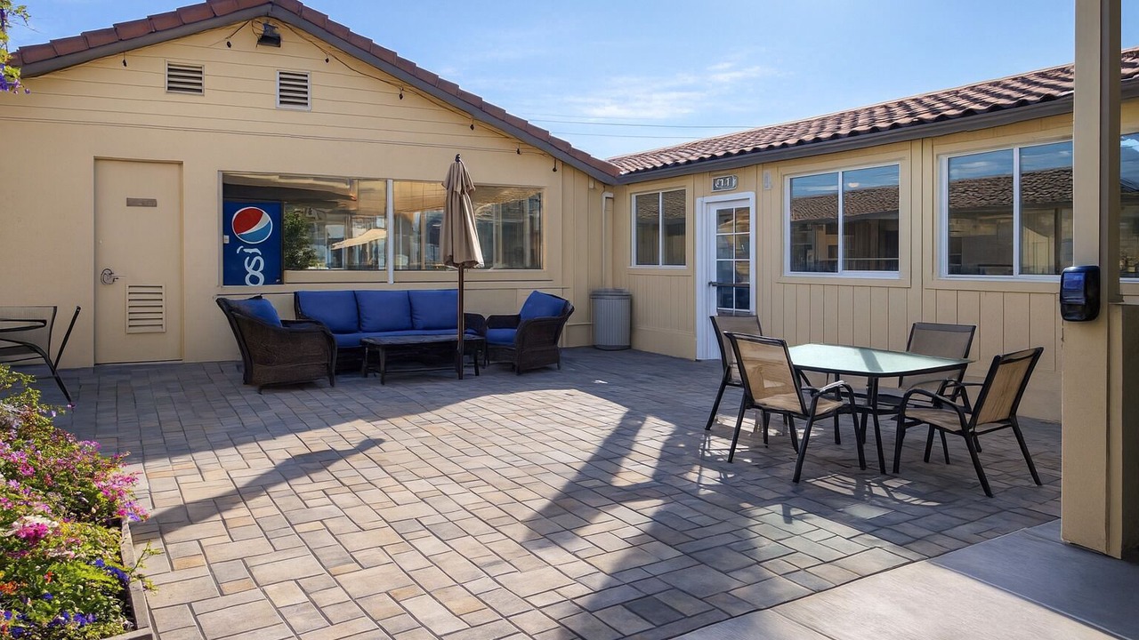 Photo of Patio Balcony in North Fremont Street