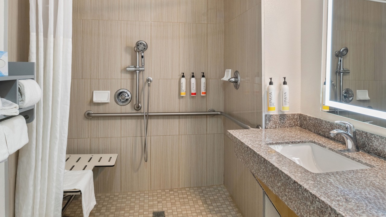 Photo of Bathroom in North Fremont Street