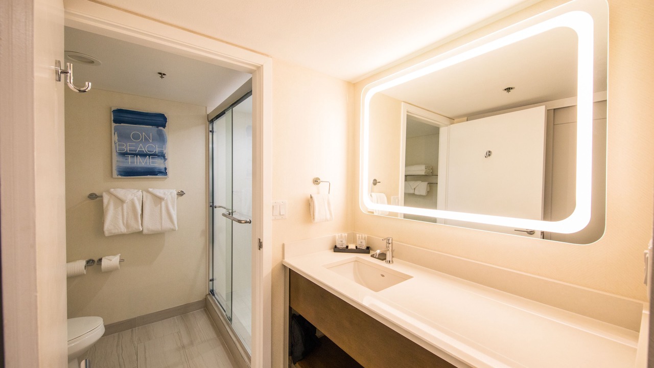 Photo of Bathroom in Motel District