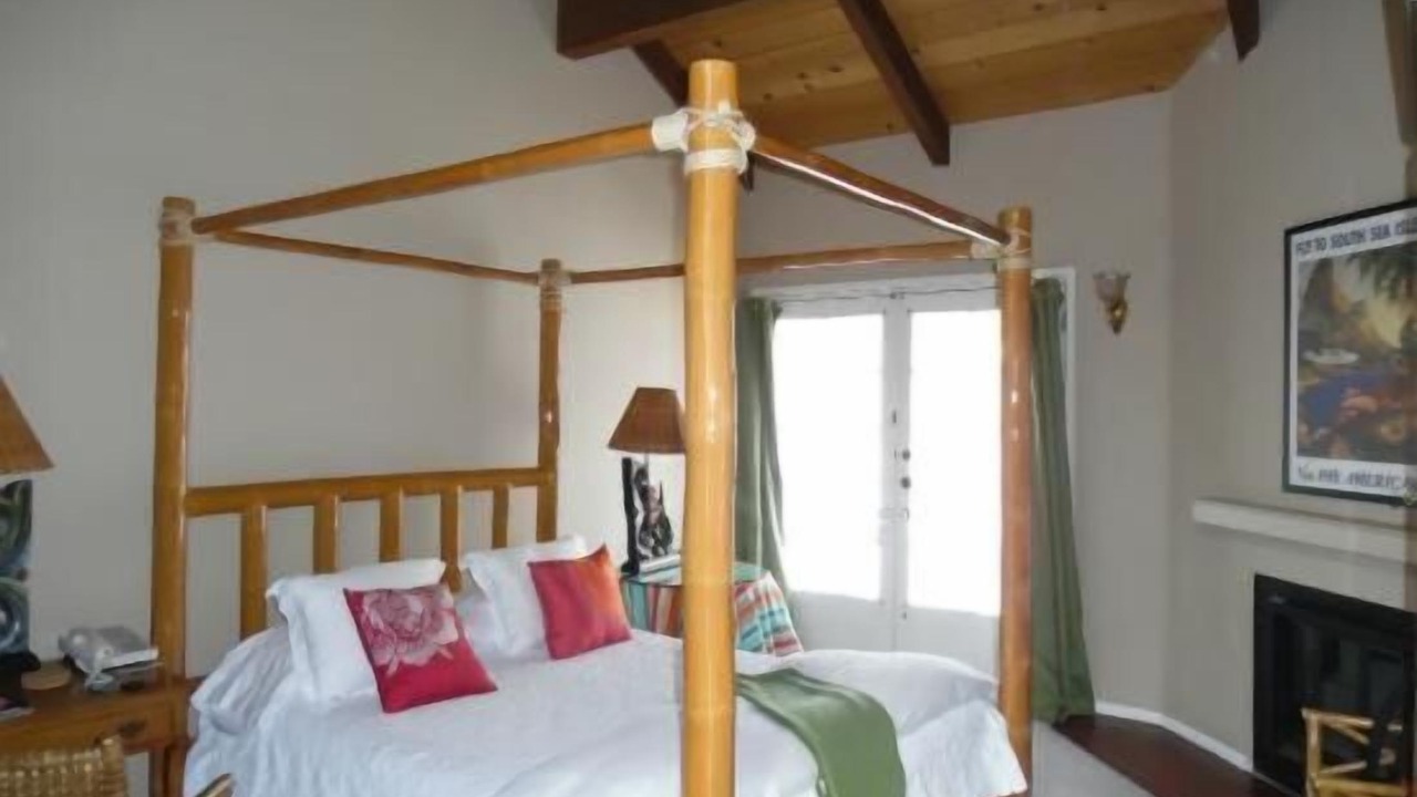 Photo of Bedroom in Old Monterey