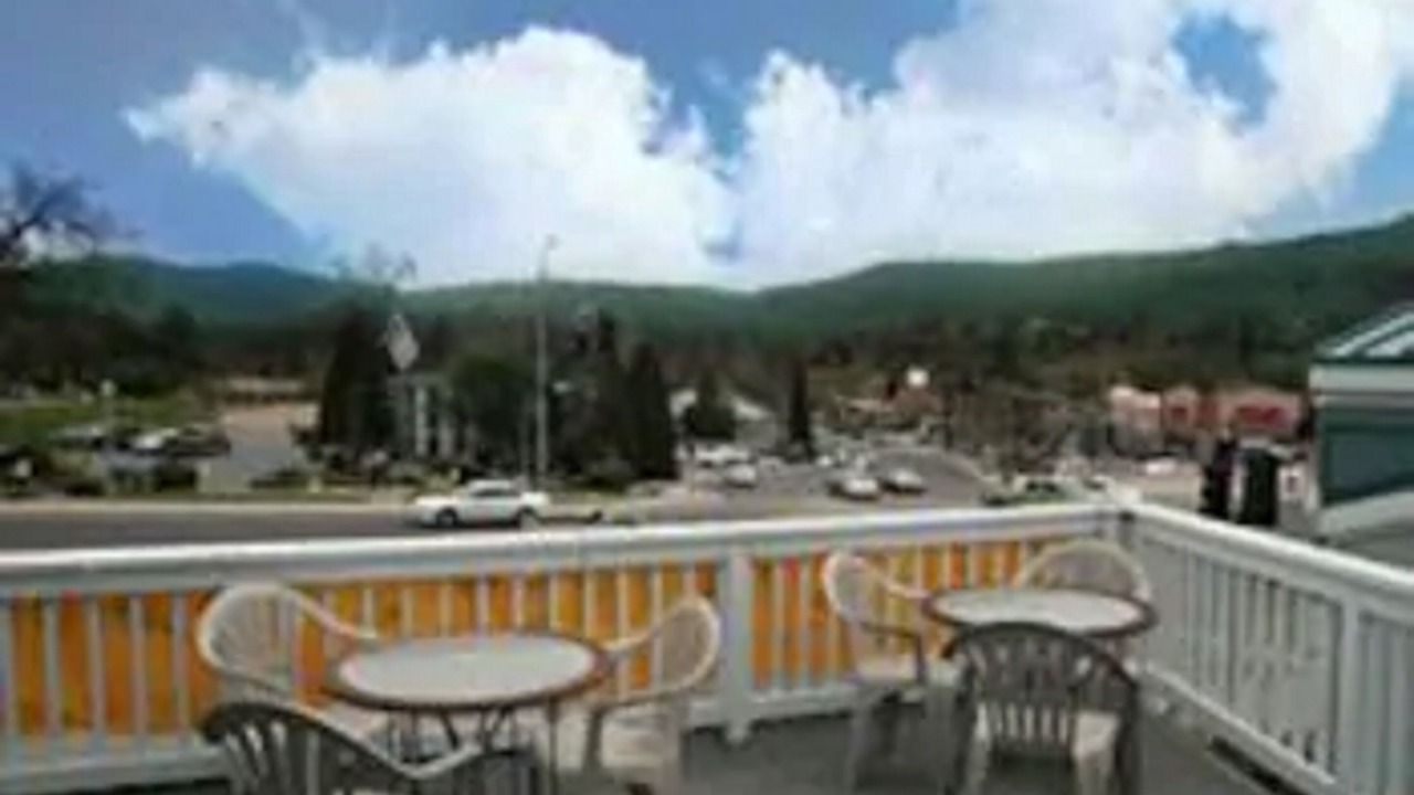 Photo of Patio Balcony in Oakhurst