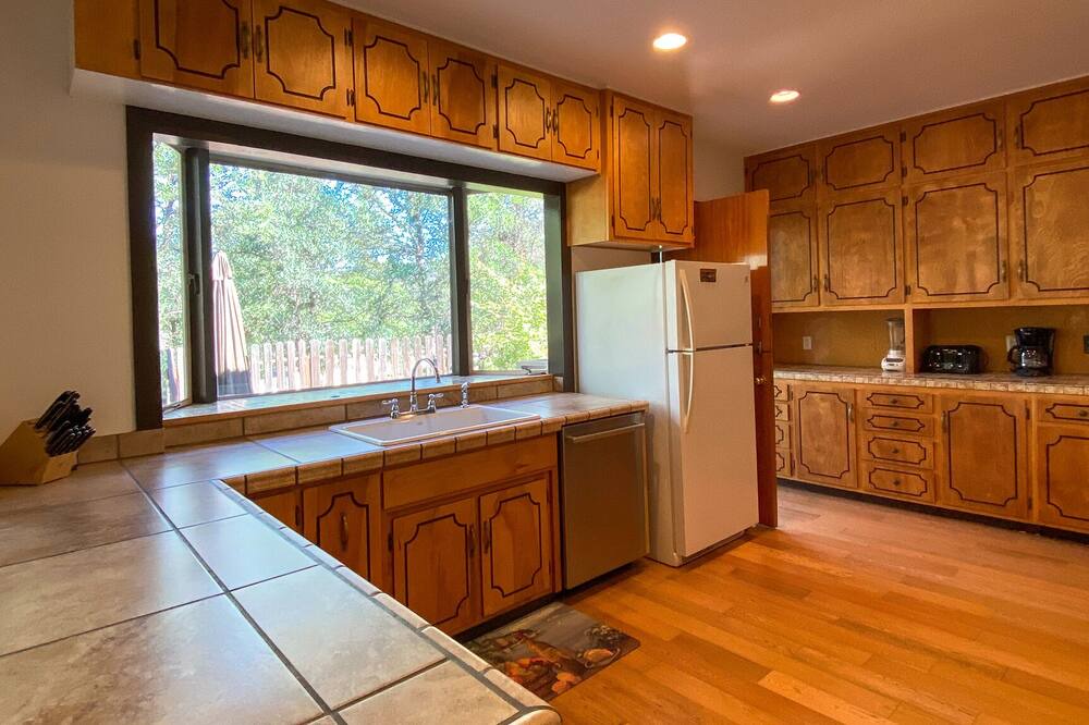 Photo of Kitchen in Mariposa