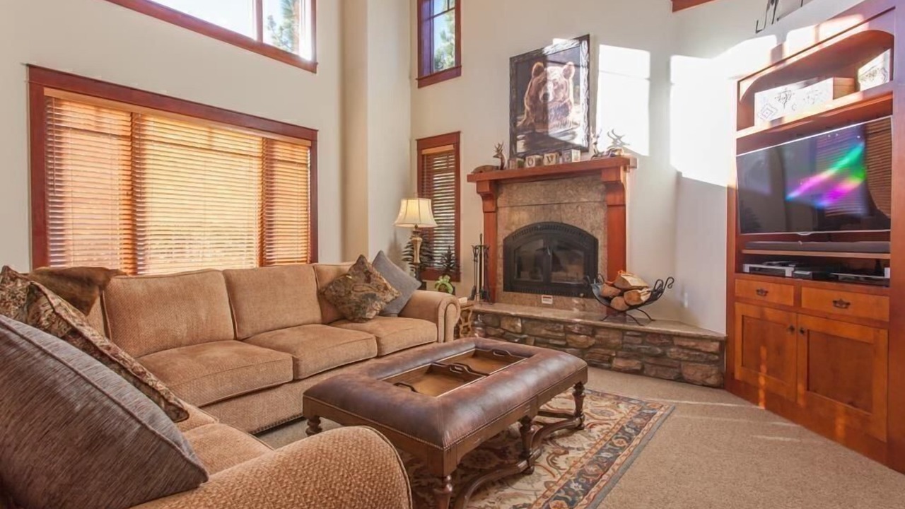 Photo of Livingroom in Mammoth Lakes