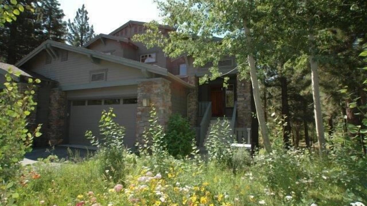 Photo of Outdoor in Mammoth Lakes