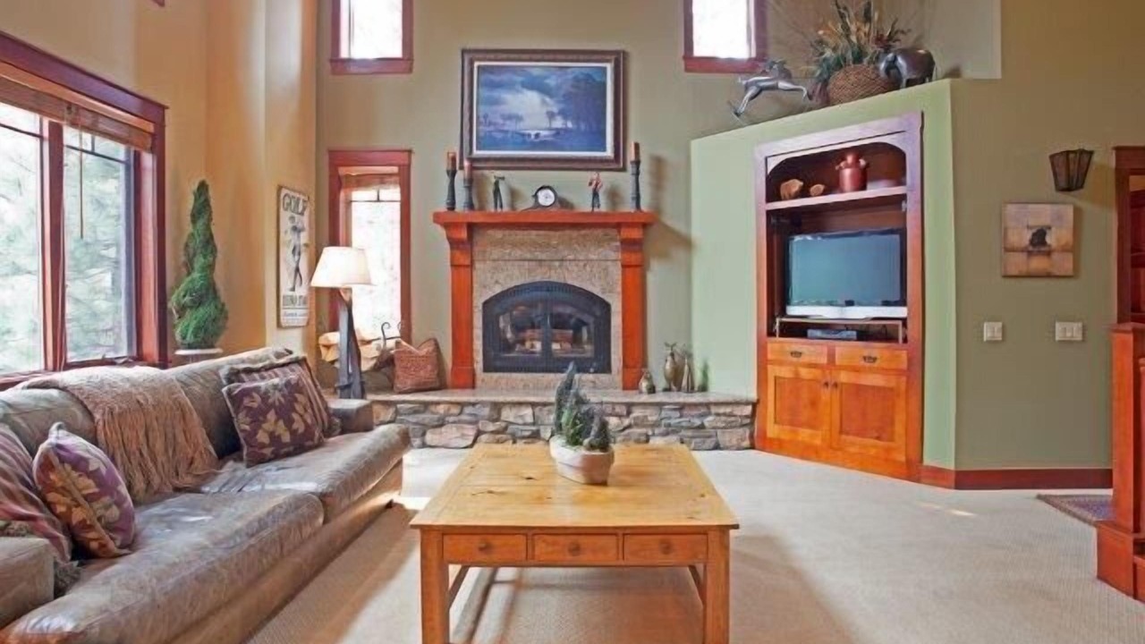 Photo of Livingroom in Mammoth Lakes
