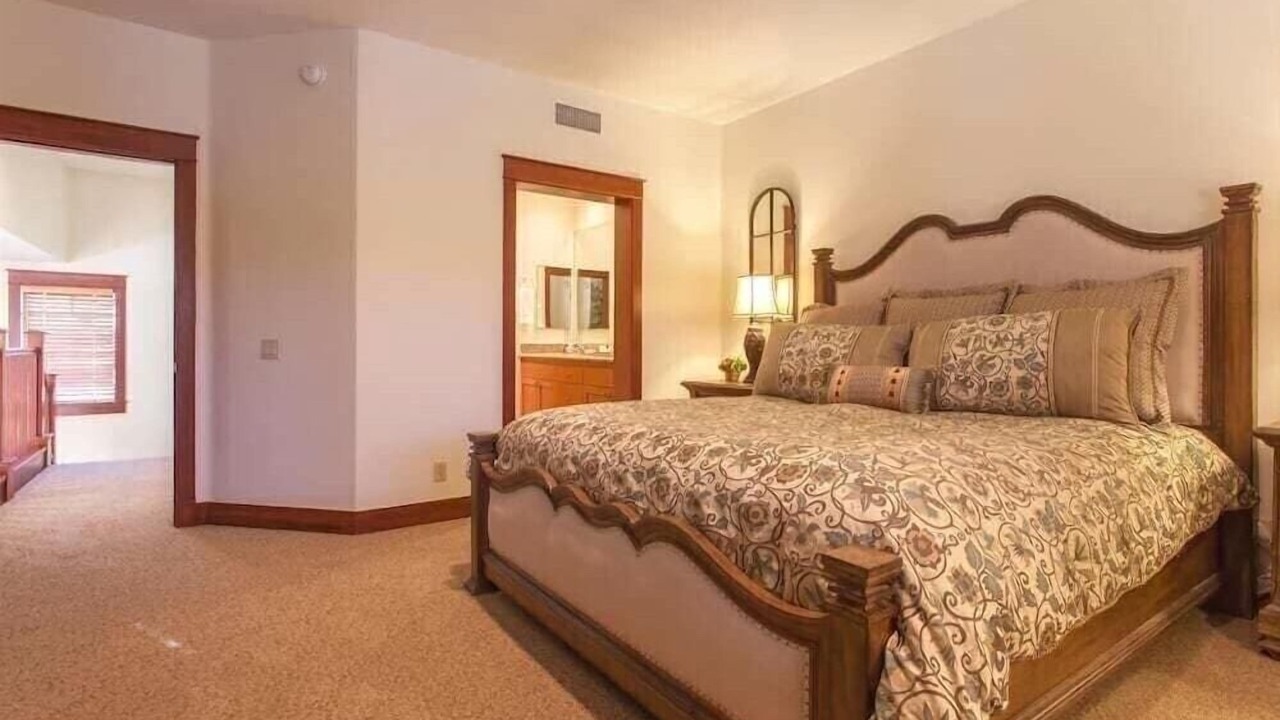 Photo of Bedroom in Mammoth Lakes