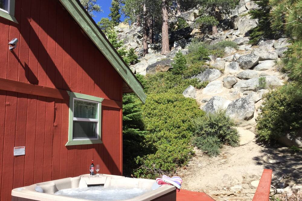 Photo of Bedroom in Tahoe Village