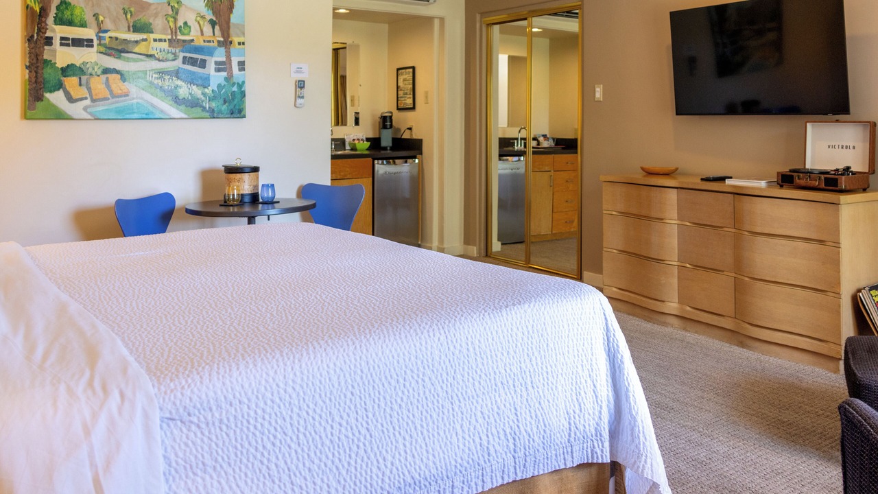 Photo of Bedroom in Downtown Palm Springs