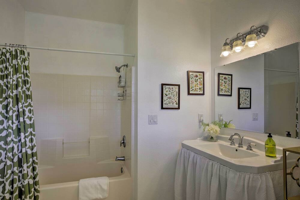 Photo of Bathroom in Paso Robles