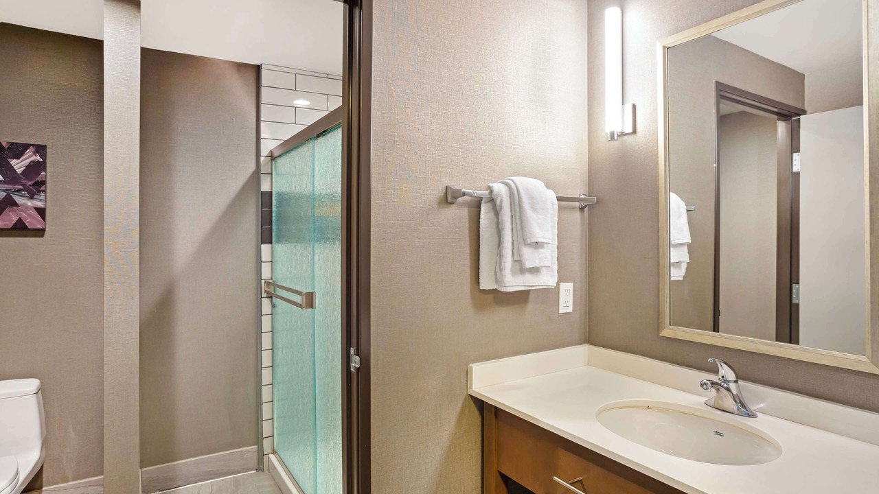 Photo of Bathroom in Coalinga