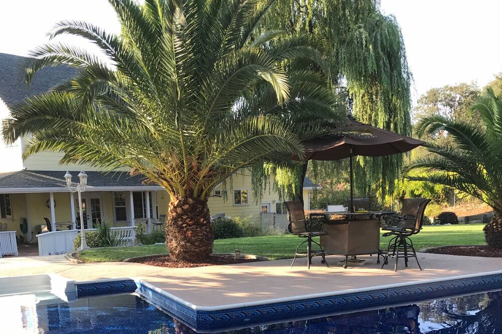 Photo of Outdoor in Columbia