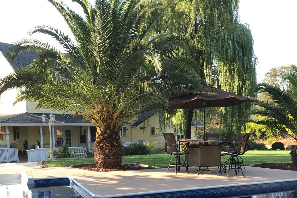 Photo of Outdoor in Columbia