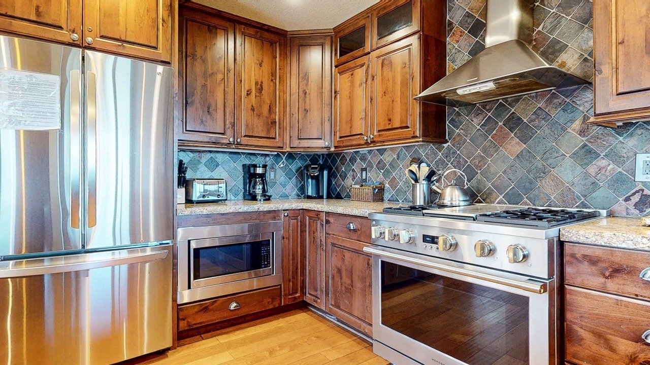 Photo of Kitchen in Mammoth Lakes