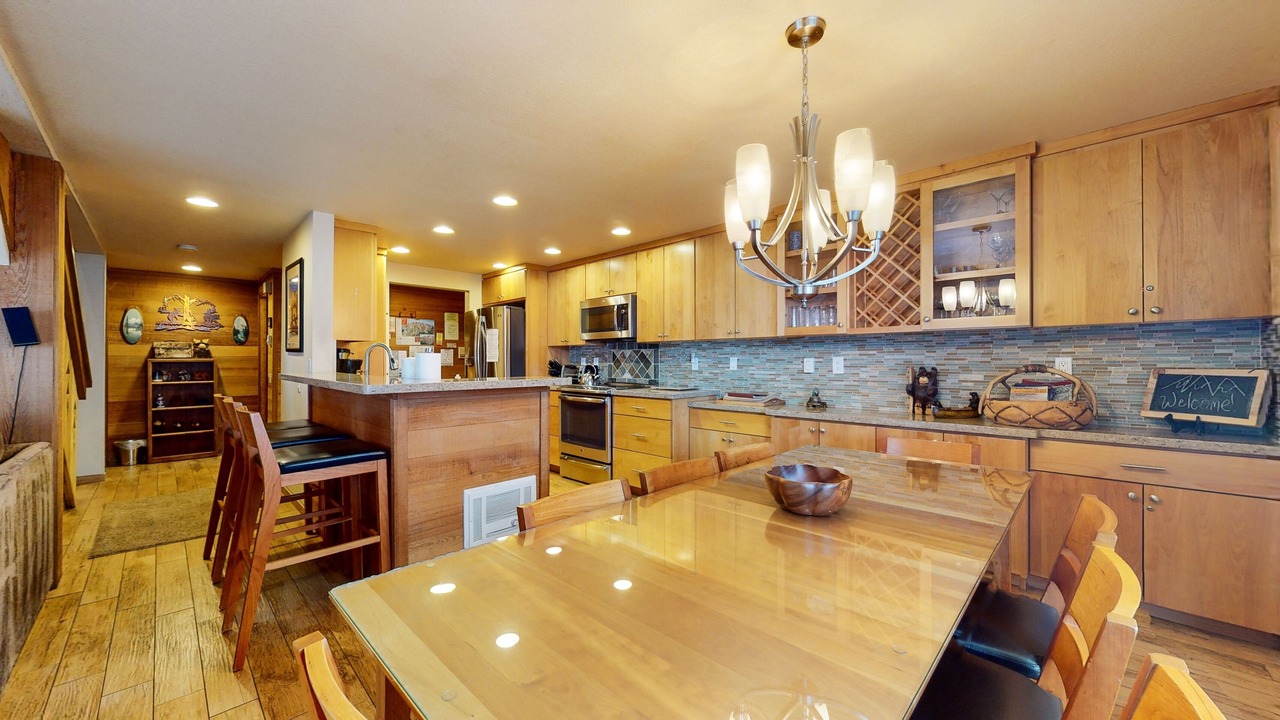 Photo of Kitchen in Mammoth Lakes