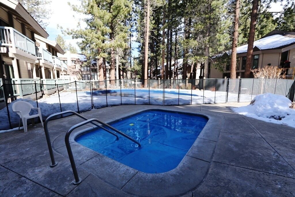 Photo of Outdoor in Mammoth Lakes