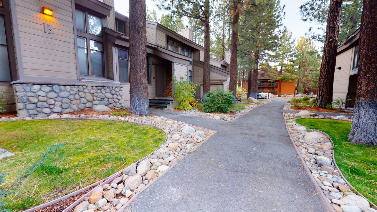 Photo of Others in Mammoth Lakes