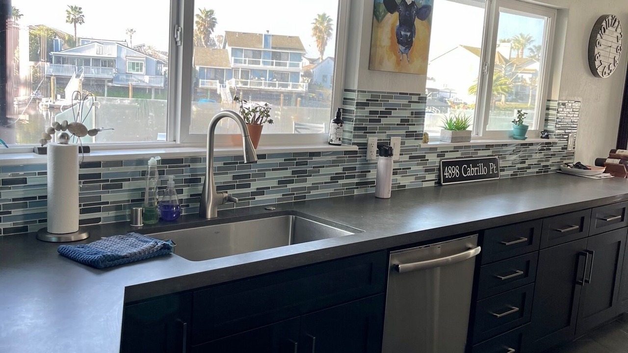 Photo of Kitchen in Discovery Bay
