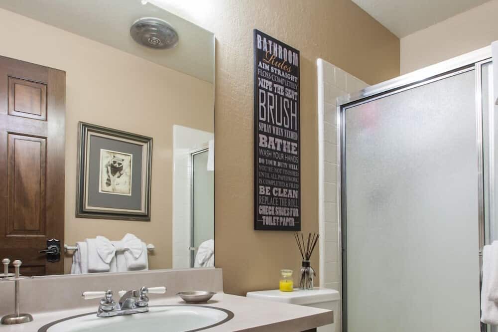 Photo of Bathroom in Mammoth Lakes