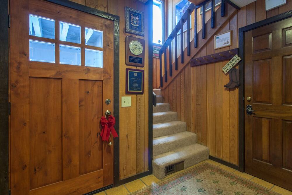 Photo of Bedroom in Mammoth Lakes