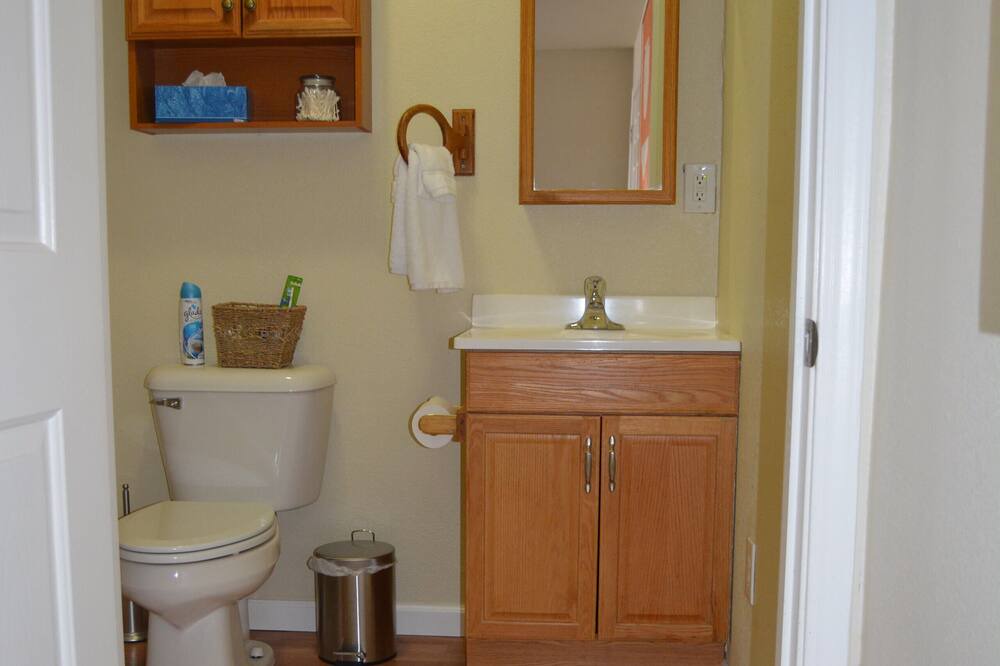 Photo of Bathroom in Pahrump