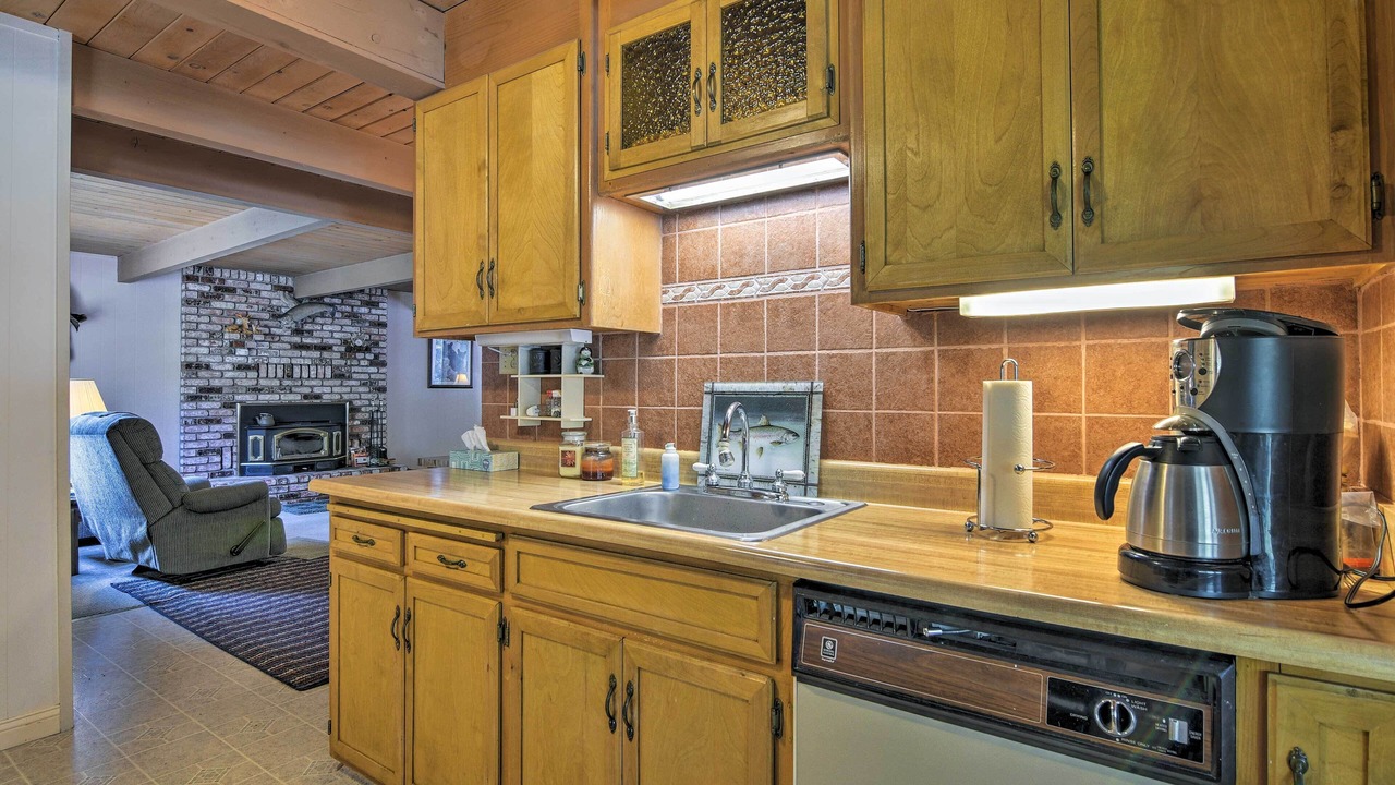 Photo of Kitchen in Mi-Wuk Village