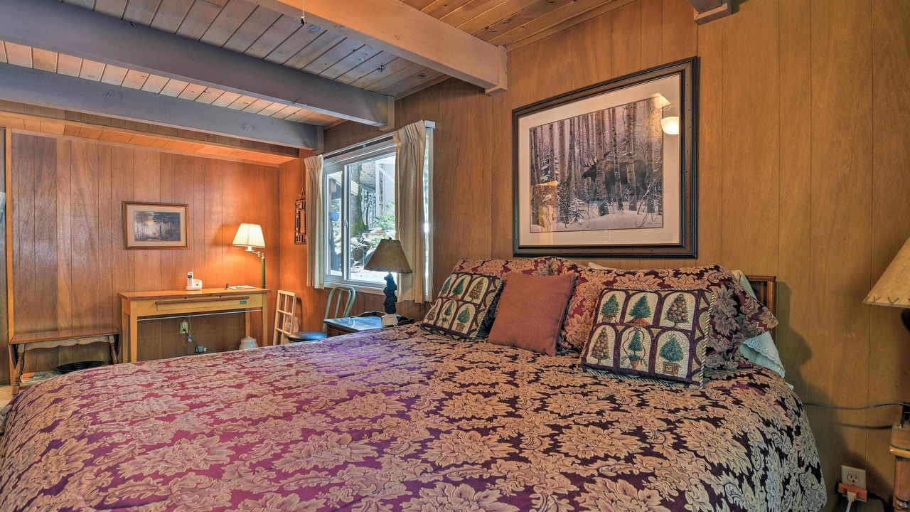 Photo of Bedroom in Mi-Wuk Village