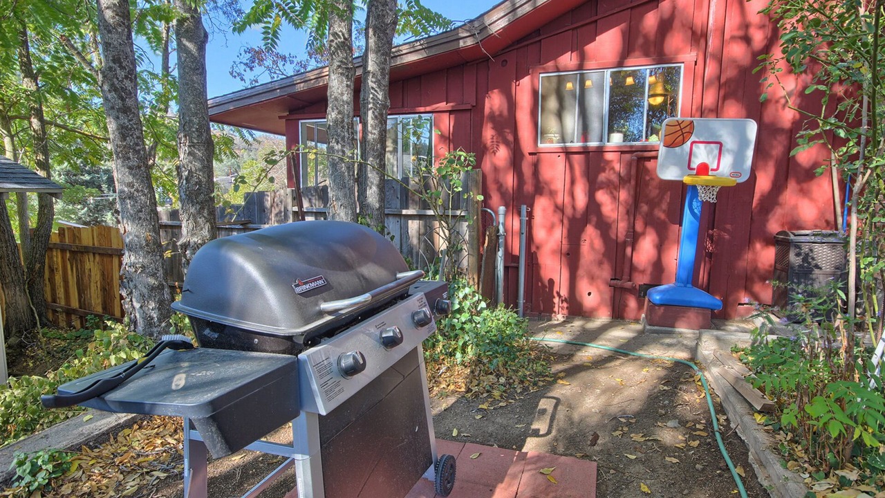 Photo of Outdoor in Mariposa