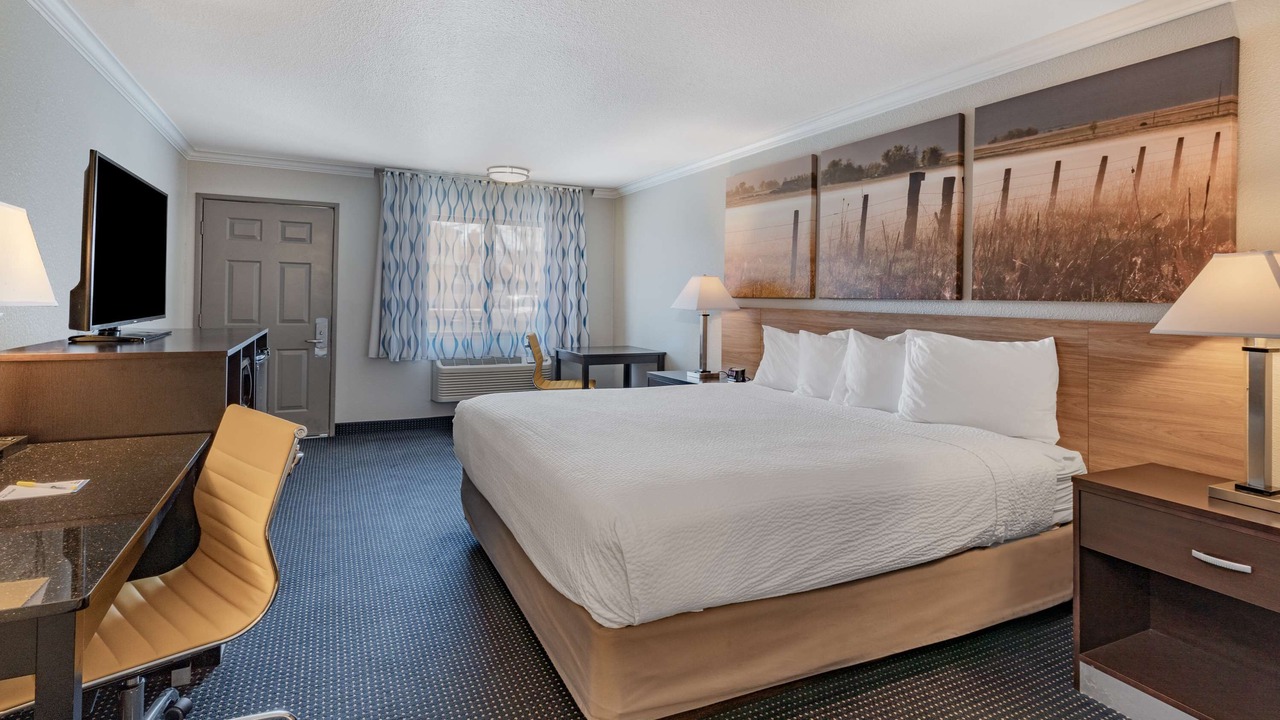 Photo of Bedroom in Winnemucca