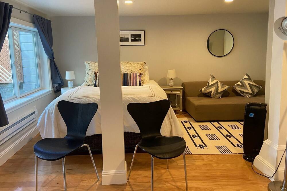 Photo of Livingroom in Lake Street