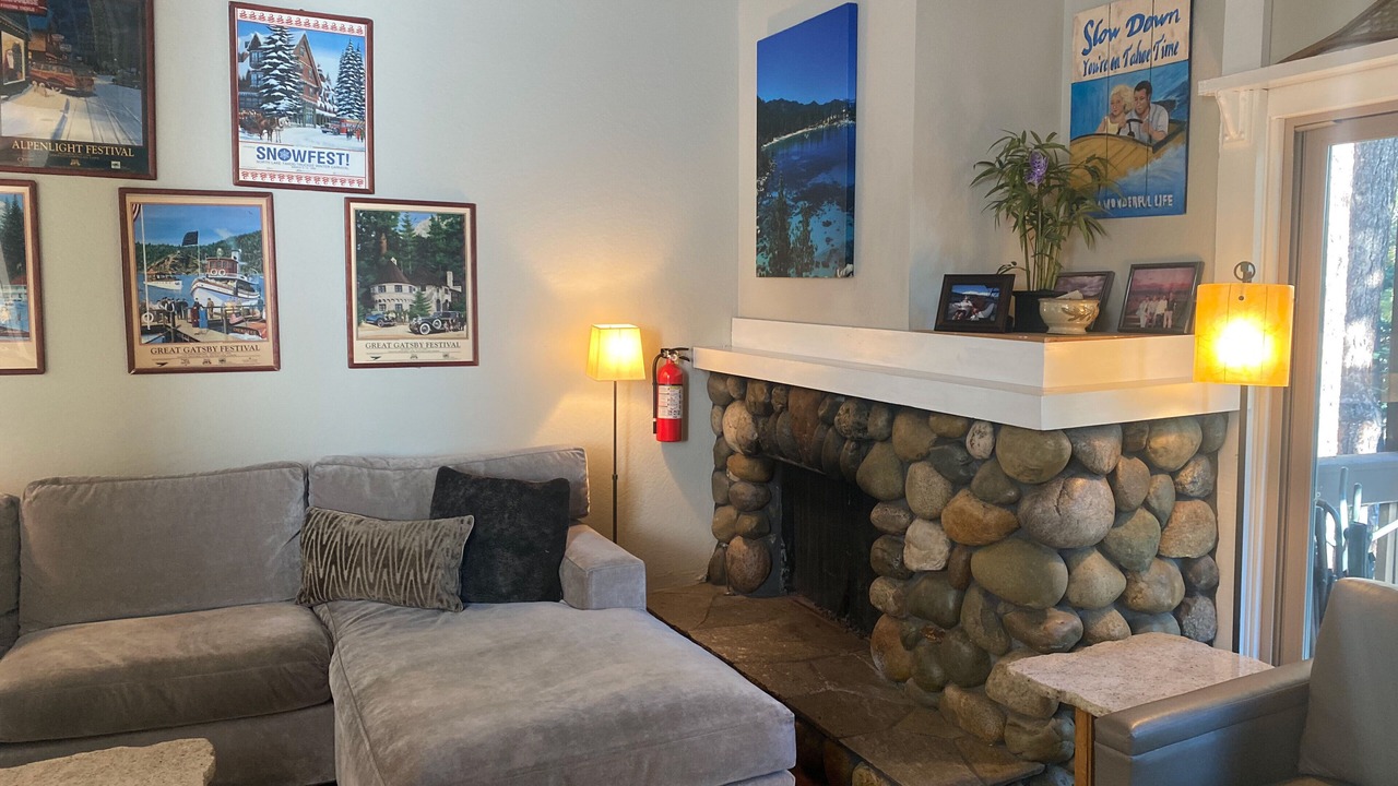 Photo of Livingroom in Dollar Point