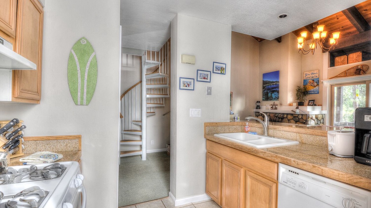 Photo of Kitchen in Dollar Point