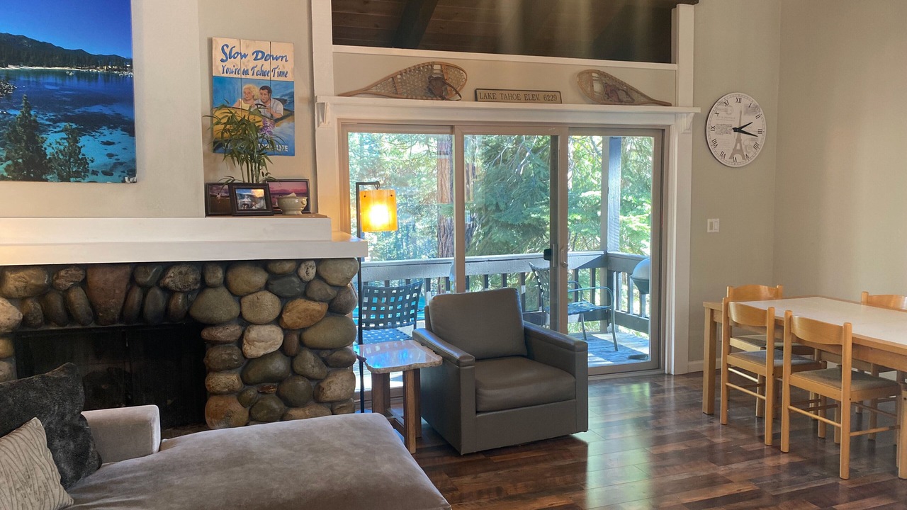 Photo of Livingroom in Dollar Point