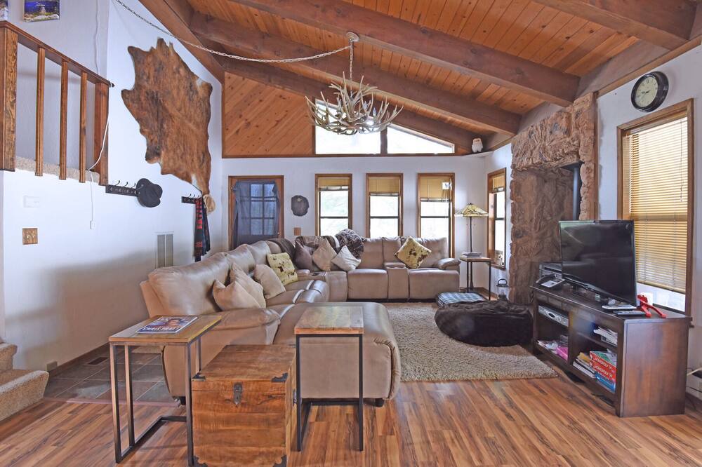 Photo of Livingroom in Tahoe Paradise