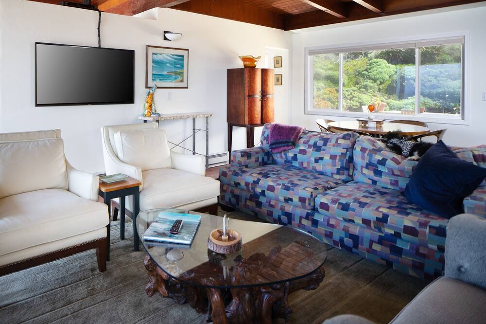 Photo of Livingroom in Carmel
