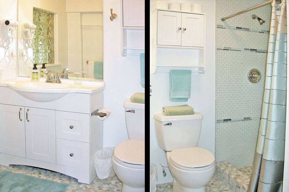 Photo of Bathroom in Ben Lomond
