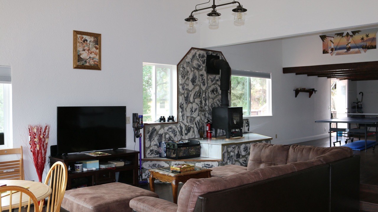Photo of Livingroom in Copperopolis