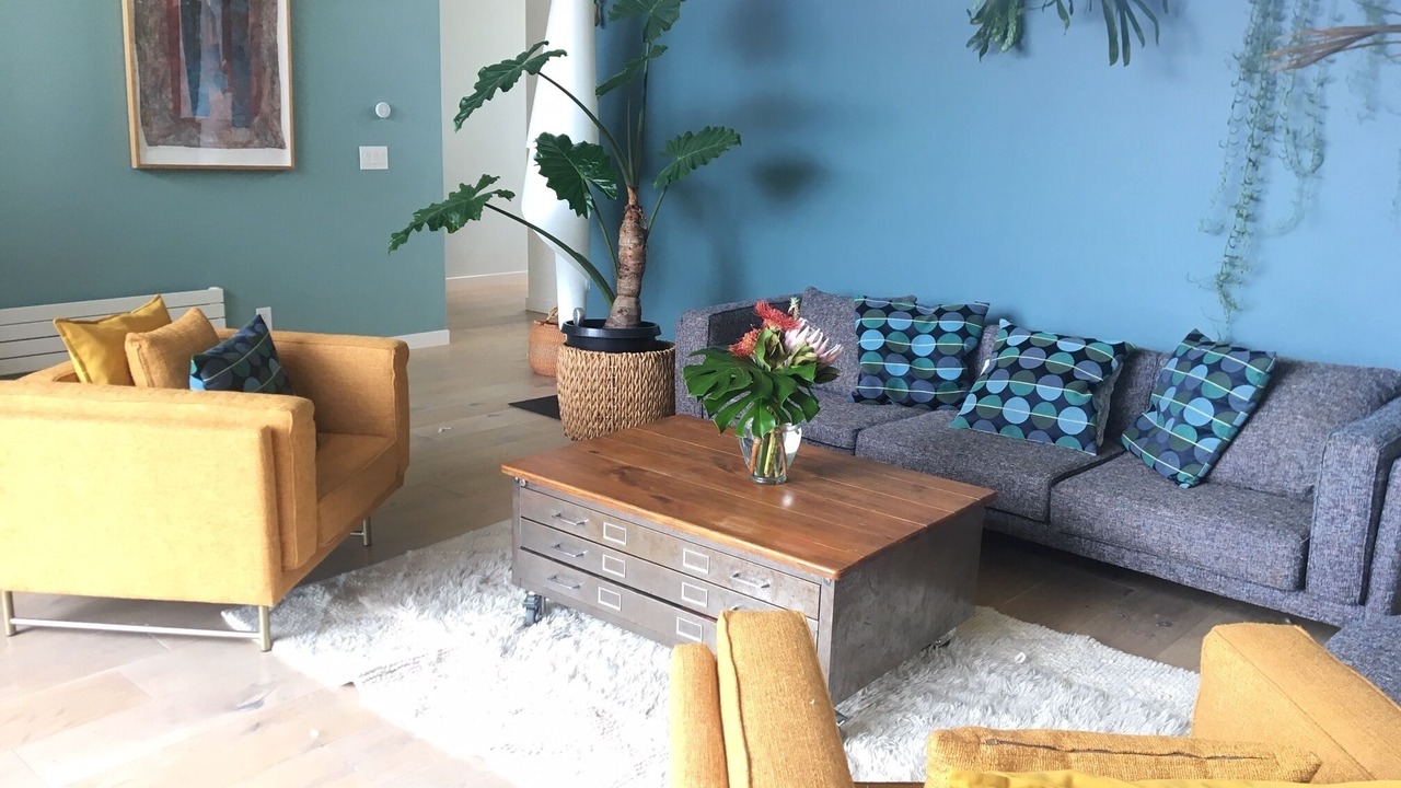 Photo of Livingroom in Highlands-Baywood Park