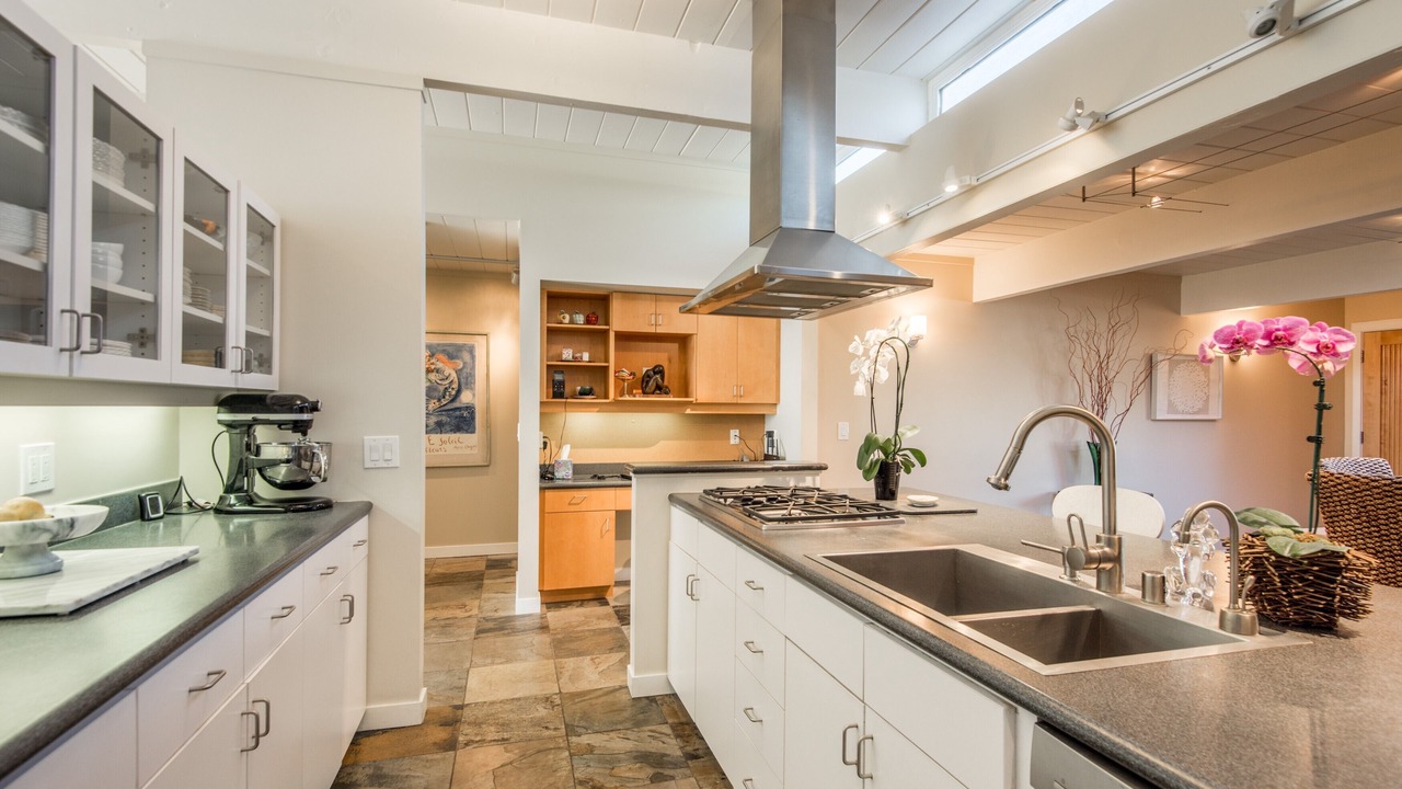 Photo of Kitchen in Highlands-Baywood Park