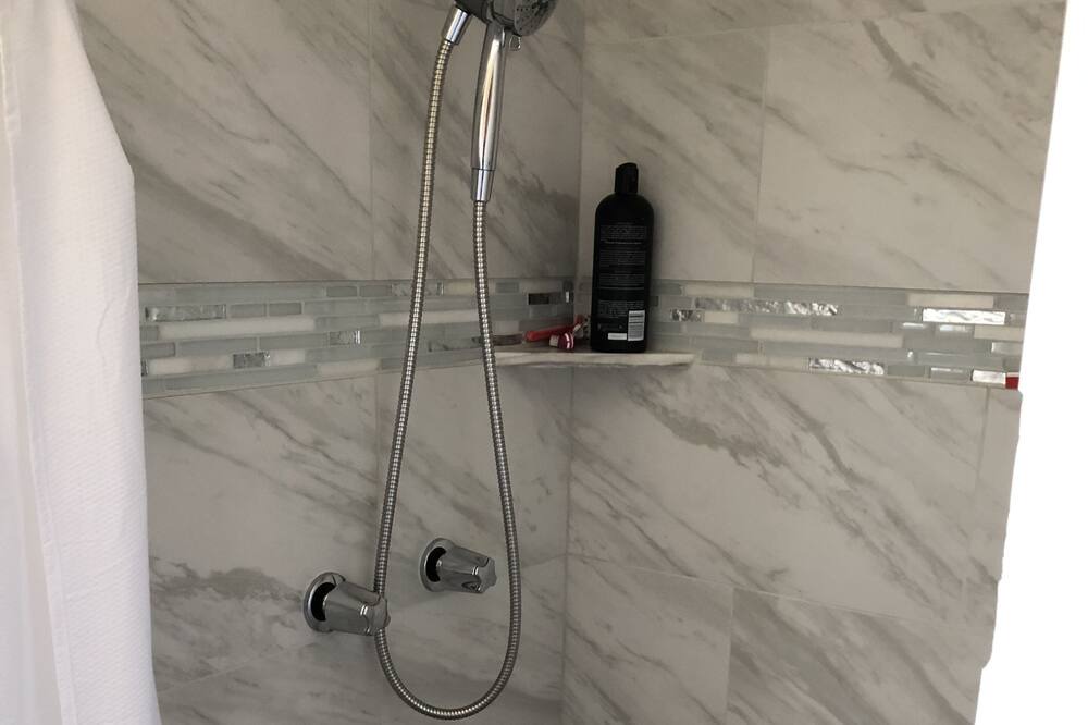 Photo of Bathroom in Seaside