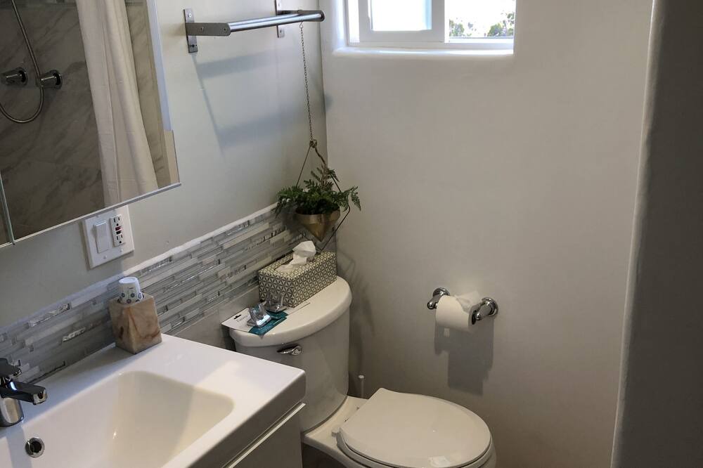 Photo of Bathroom in Seaside