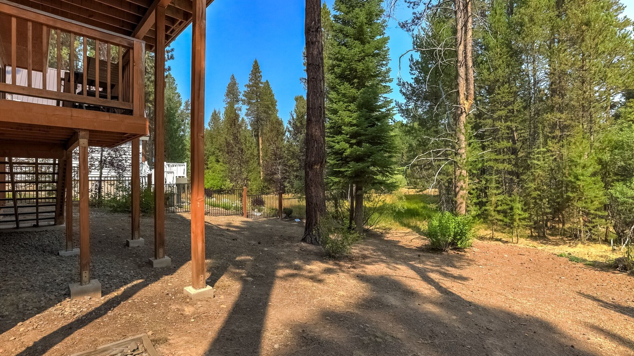 Photo of Outdoor in Black Bart