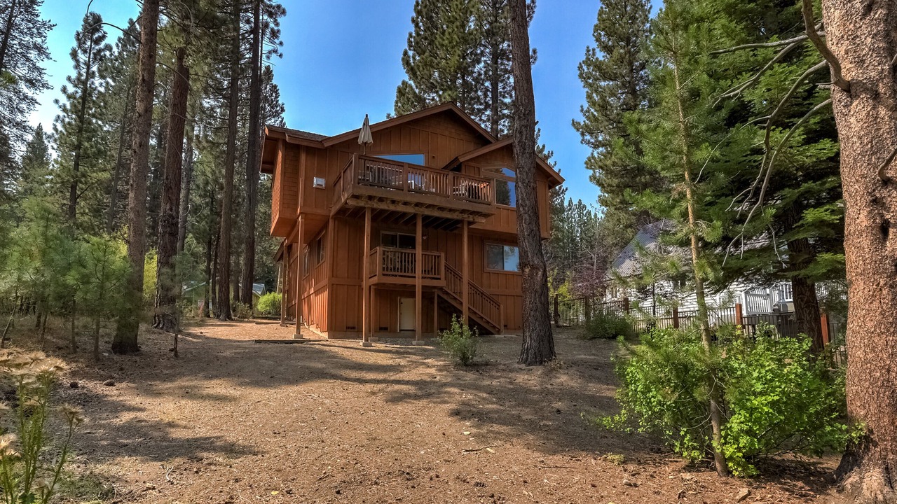 Photo of Outdoor in Black Bart