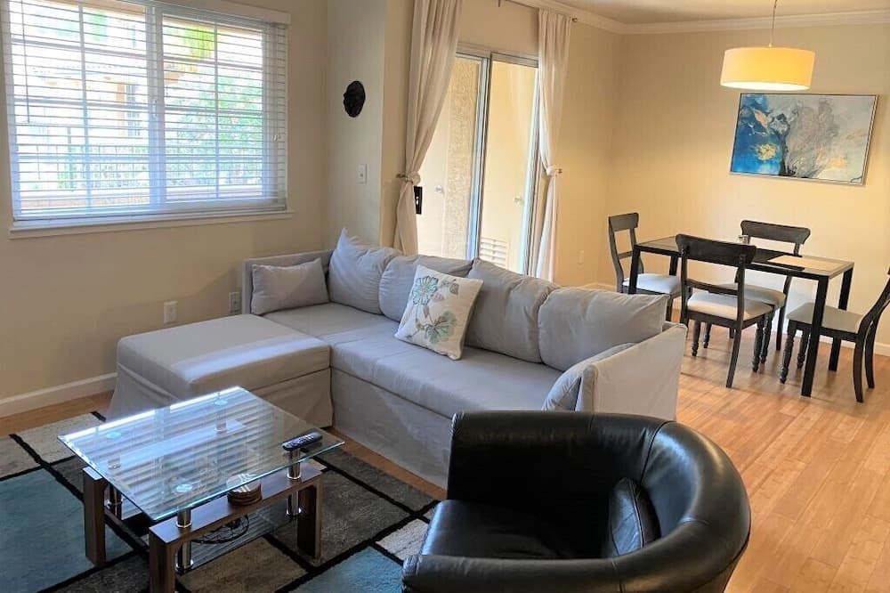 Photo of Livingroom in San Ramon