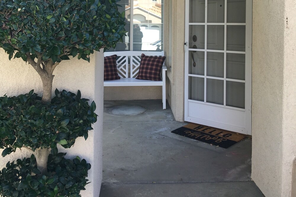 Photo of Others in Thousand Oaks