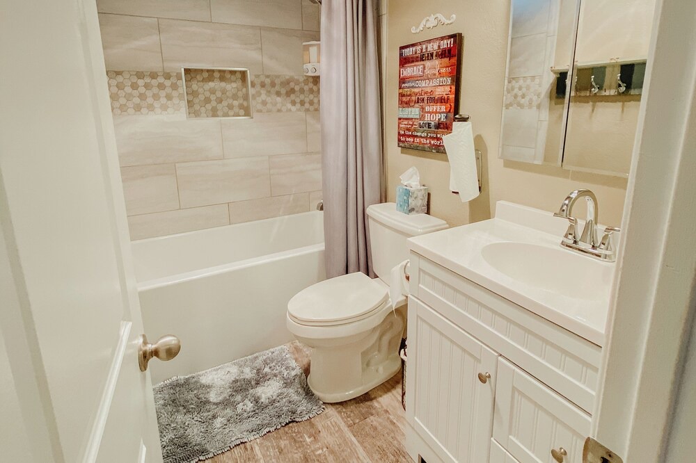 Photo of Bathroom in Calimesa